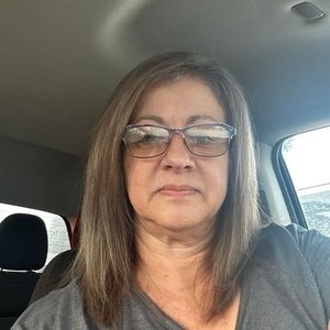 Meet your Posher, Pamela